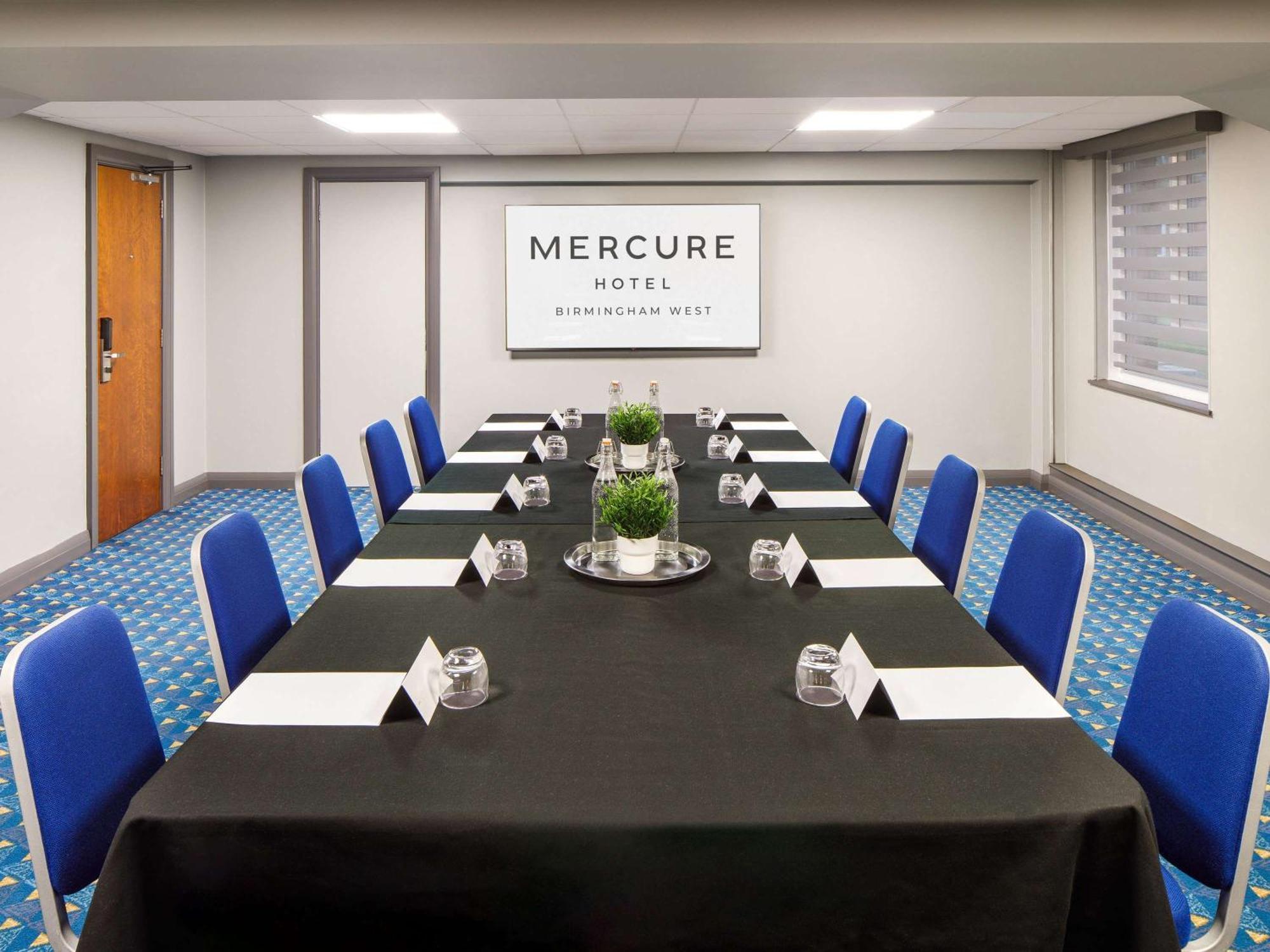 Mercure Birmingham West Hotel West Bromwich Exteriér fotografie